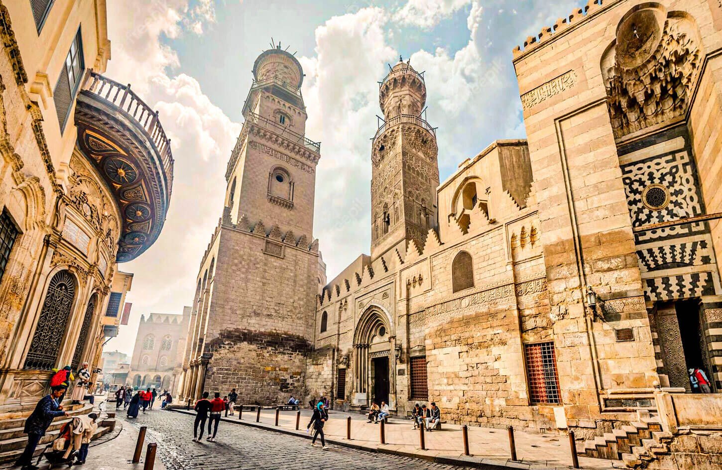 Muizz Stree